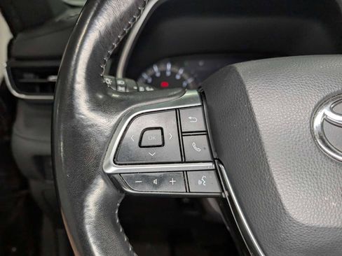 Used 2021 Toyota Highlander XSE image 38