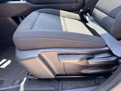 New 2026 Chevrolet Equinox LT w/ Midnight Edition FWD image 11