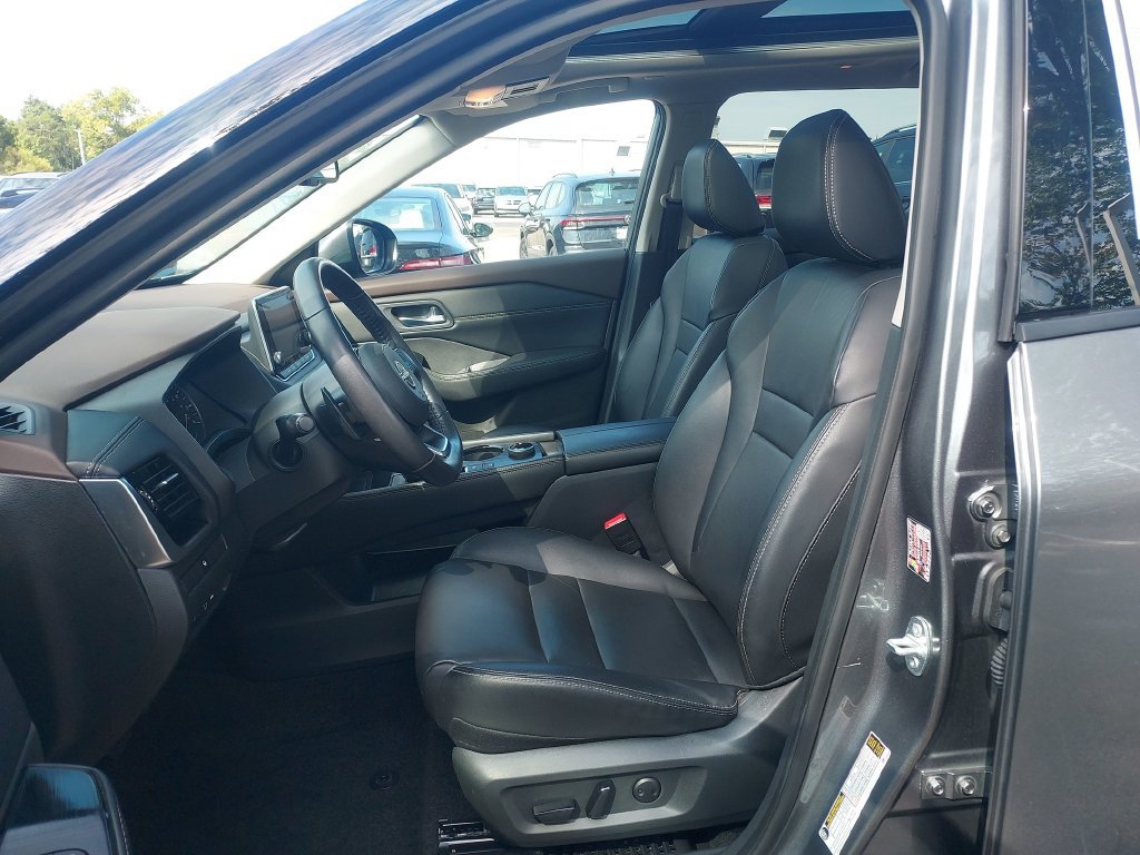 Used 2023 Nissan Rogue SL AWD/4WD image 28