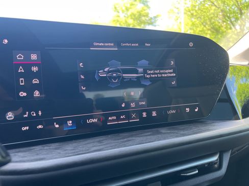 Used 2025 Audi Q5 Premium Plus w/ Premium Plus AWD/4WD image 19