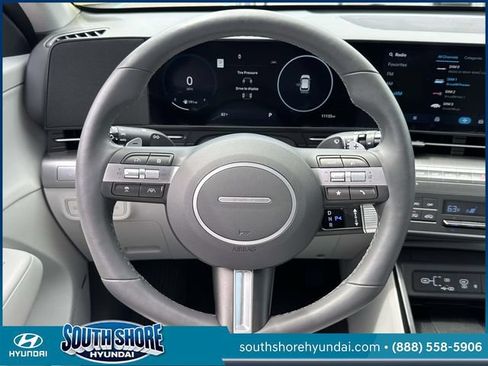Certified 2024 Hyundai Kona Limited FWD image 16