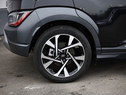 Used 2023 Hyundai Kona Limited image 6