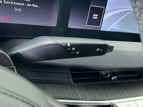 Used 2024 Lucid Air Touring AWD/4WD image 16