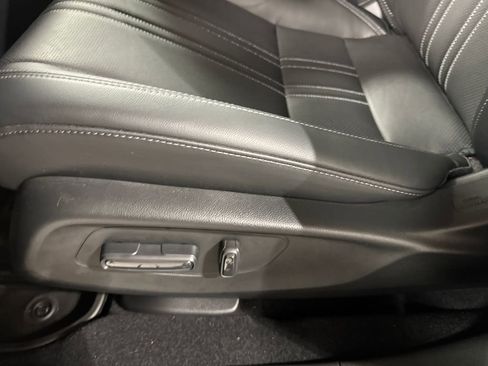 Certified 2024 Honda HR-V EX-L image 15