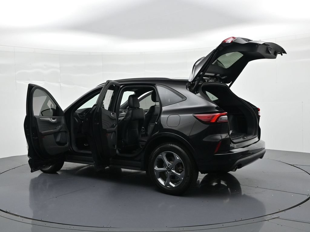 Used 2024 Ford Escape ST-Line w/ Tech Pack #1 AWD/4WD image 24