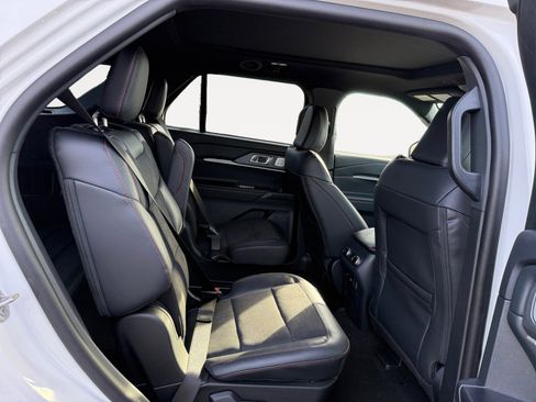 New 2026 Ford Explorer ST w/ Sun And Sound Package image 18