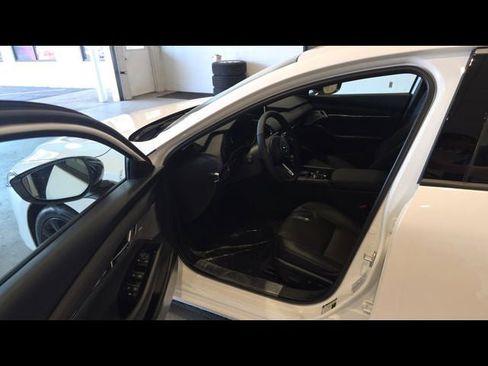 New 2026 MAZDA MAZDA3 2.5 Turbo Sedan w/Premium Plus AWD/4WD image 38