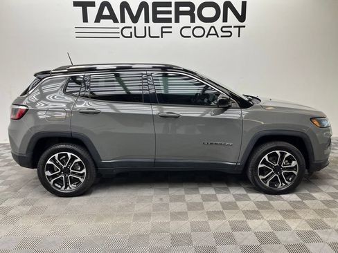 Used 2022 Jeep Compass Limited AWD/4WD image 4