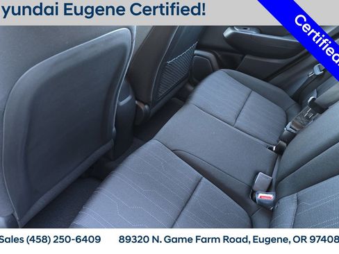 Used 2025 Hyundai Venue SE FWD image 16