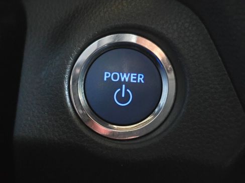 Used 2022 Toyota RAV4 SE w/ Convenience Package AWD/4WD image 35