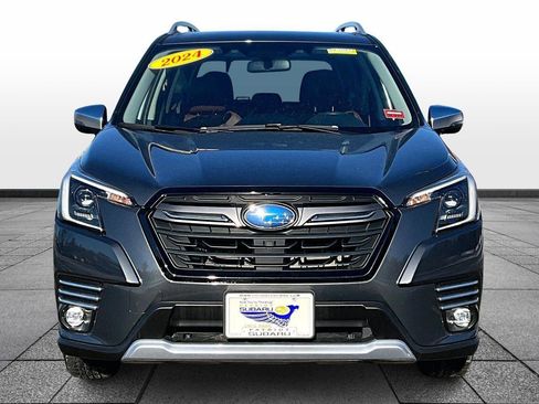 Used 2024 Subaru Forester Touring image 3