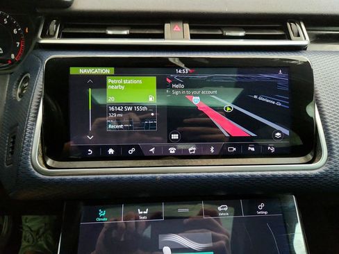 Used 2019 Land Rover Range Rover Velar R-Dynamic SE image 22