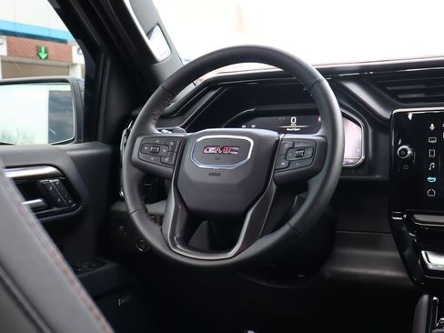 Used 2025 GMC Sierra 1500 AT4 w/ AT4 Premium Package AWD/4WD image 55
