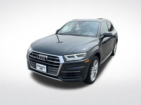 Used 2018 Audi Q5 2.0T Premium Plus w/ Premium Plus Package AWD/4WD image 3