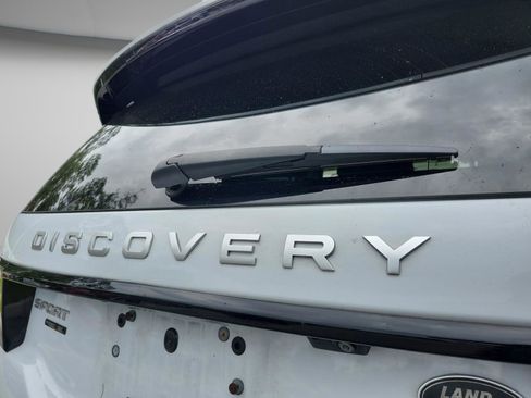 Used 2020 Land Rover Discovery Sport SE AWD/4WD image 30