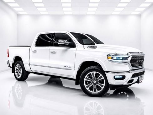 Used 2022 RAM 1500 Limited AWD/4WD image 3