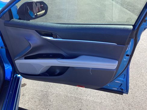 Used 2020 Toyota Camry SE w/ Convenience Package image 22