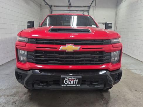 Used 2024 Chevrolet Silverado 2500 Custom w/ Custom Value Package AWD/4WD image 12