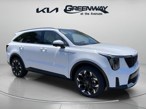 Used 2025 Kia Sorento SX FWD image 1