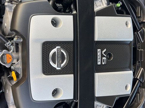 Used 2012 Nissan 370Z Roadster image 46