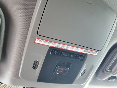 Used 2022 Toyota Camry XLE FWD image 21