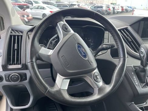 Used 2018 Ford Transit 350 XLT RWD image 5
