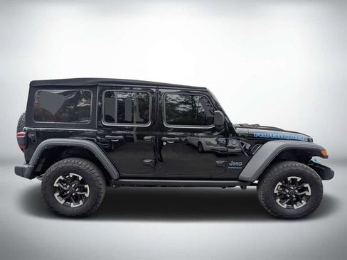 Used 2024 Jeep Wrangler Unlimited Rubicon 4xe w/ Technology Group AWD/4WD image 2