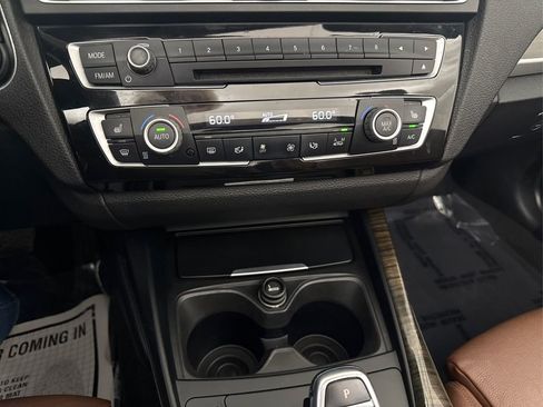 Used 2015 BMW M235i Convertible image 34