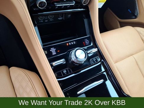 Used 2025 Jeep Grand Cherokee Summit image 16