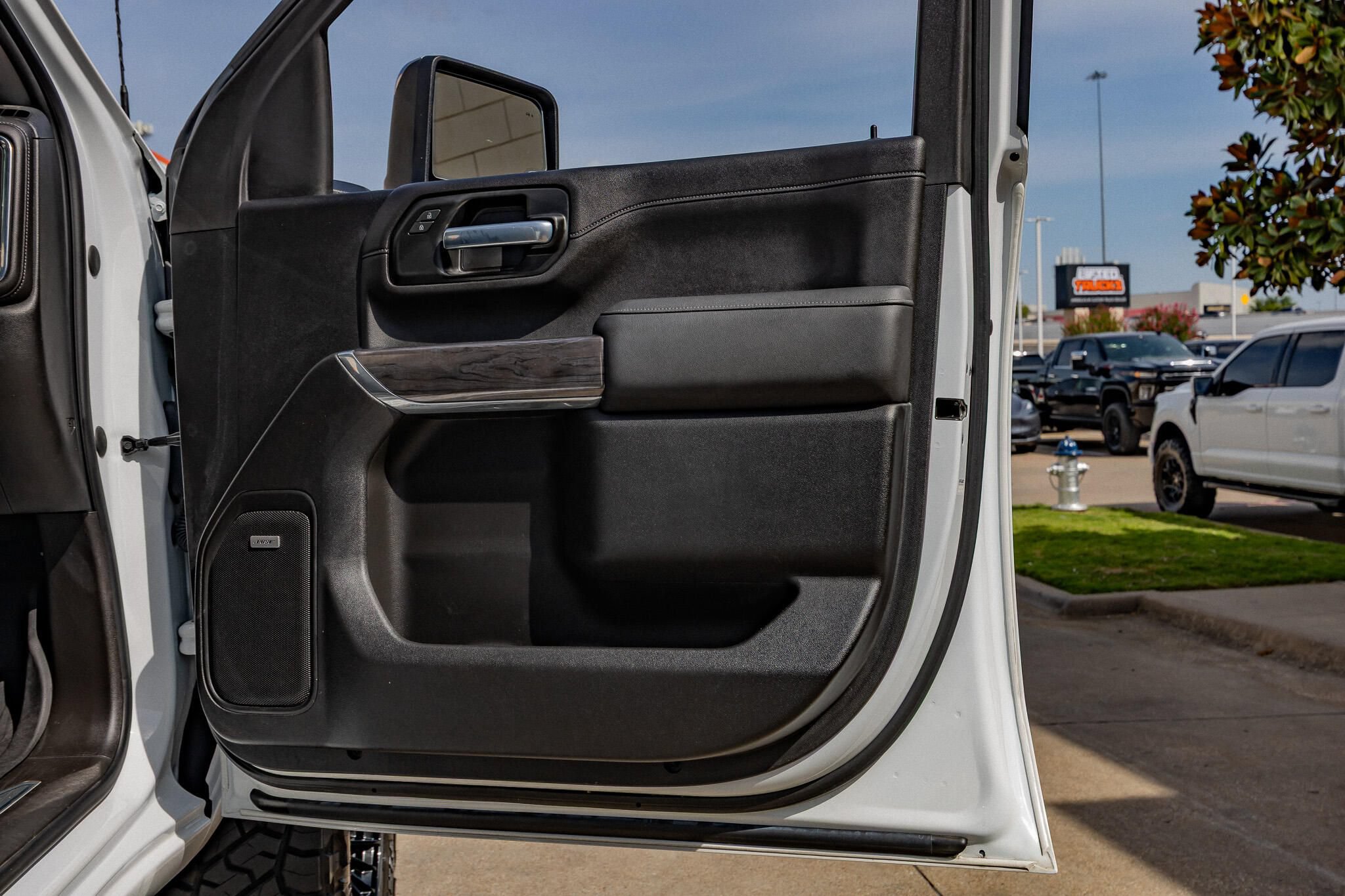 Used 2021 Chevrolet Silverado 2500 LTZ w/ Z71 Chrome Sport Edition AWD/4WD image 48