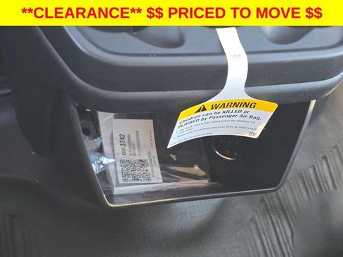 New 2025 Chevrolet Express 2500 w/ Driver Convenience Package RWD image 31