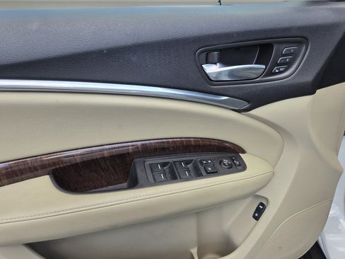 Used 2018 Acura MDX SH-AWD image 9