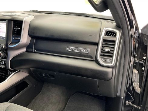 Used 2022 RAM 1500 Big Horn AWD/4WD image 15