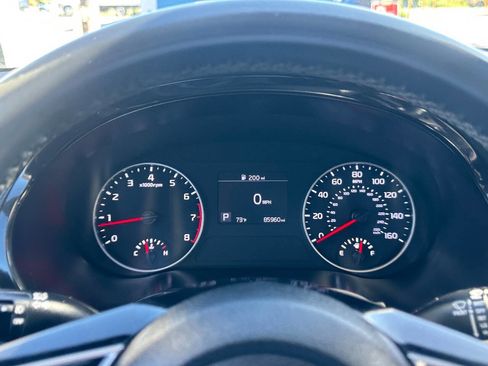 Used 2022 Kia Seltos Nightfall Edition image 29