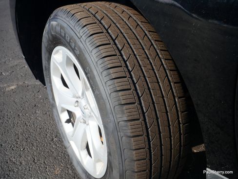 Used 2011 Ford Edge SEL w/ 201A Rapid Spec Order Code image 18