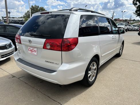 Used 2006 Toyota Sienna XLE image 4