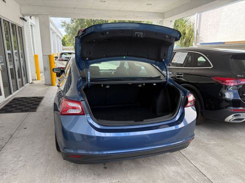 Used 2024 Chevrolet Malibu LT image 31