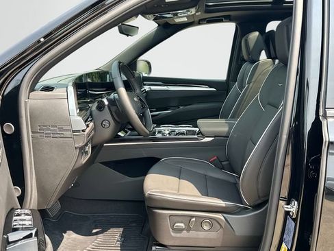 New 2026 Cadillac Escalade ESV Sport w/ Touring Package AWD/4WD image 10