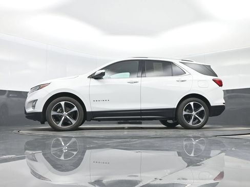 Used 2021 Chevrolet Equinox Premier FWD image 27