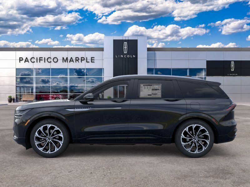 New 2026 Lincoln Nautilus Reserve AWD/4WD image 3