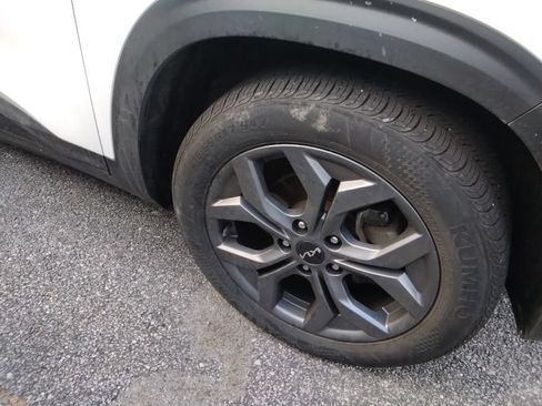 Used 2024 Kia Seltos S FWD image 10