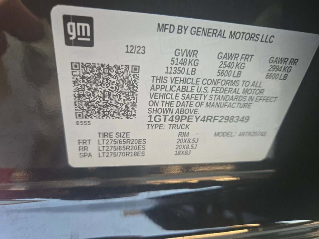 Used 2024 GMC Sierra 2500 AT4 w/ AT4 Premium Plus Package AWD/4WD image 13