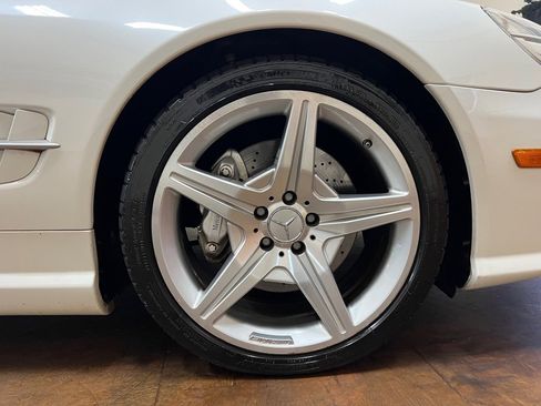 Used 2009 Mercedes-Benz SL 550 image 20