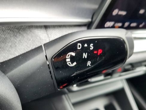 New 2026 Volkswagen Tiguan S AWD/4WD image 18