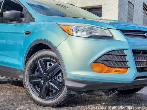 Used 2013 Ford Escape S image 3