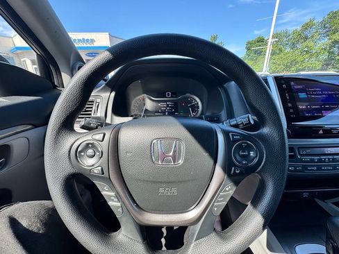 Used 2017 Honda Pilot EX image 15