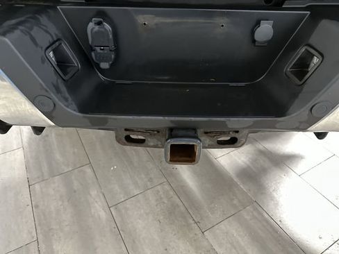 Certified 2017 Ford F250 Lariat w/ Chrome Package image 34