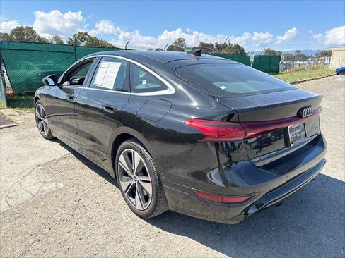 Used 2025 Audi A6 e-tron Prestige AWD/4WD image 3