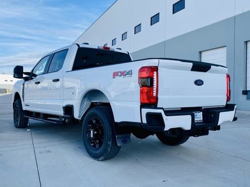 New 2026 Ford F350 4x4 Crew Cab Super Duty image 7
