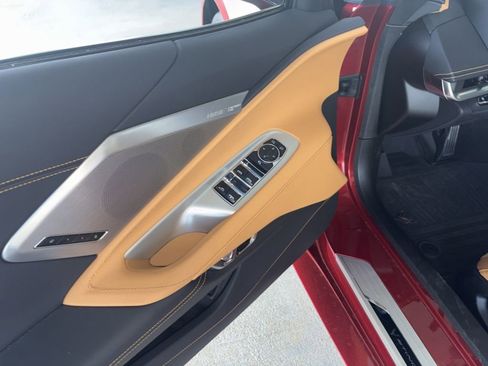 Used 2022 Chevrolet Corvette Stingray Preferred Conv w/ Z51 Performance Package RWD image 22